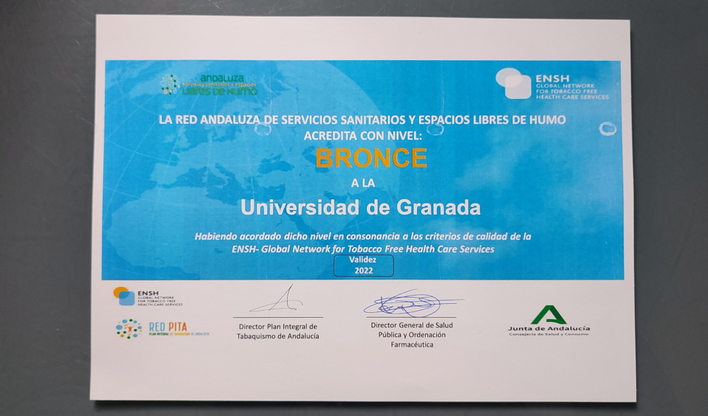 Diploma acreditativo nivel bronce Universidad libre de humo